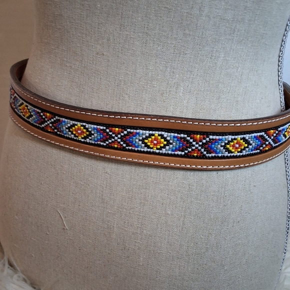 Hand Tooled Beaded Leather Belt with Brass Buckle M main image 12